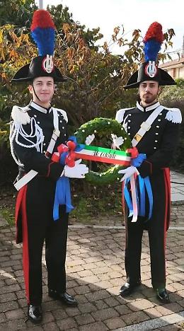 Valperga, un monumento realizzato da una studentessa ricorda il maresciallo Enzo D’Alessandro