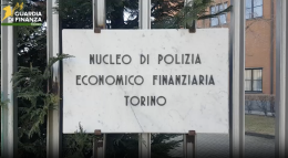 “Non ci casco”: maxi sequestro della Guardia di Finanza di Torino nel settore degli accessori per moto e auto