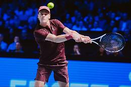 A Vienna Jannik Sinner supera senza problemi Alex de Minaur e domani affronterà per il titolo Alexander Zverev