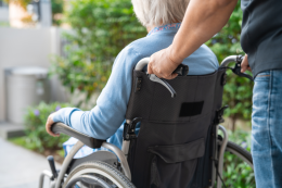 Come cambia la 104, nuove tutele e congedi per i lavoratori fragili