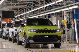 Stellantis, Melfi riparte con la Jeep Compass. "Ora Filosa mantenga i patti di Torino"