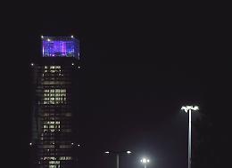 Torino, sciami di luce sul Grattacielo della Regione: arriva “Swarms” di Chiara Camoni