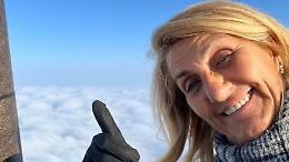 Una poliziotta piemontese sarà la prima donna con disabilità a diventare pilota di mongolfiera: ecco chi è Adele Gesso