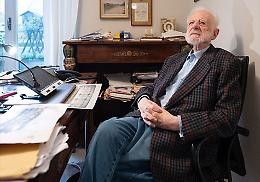 Addio a Pierluigi Baima Bollone, il medico legale simbolo degli studi sulla Sindone di Torino
