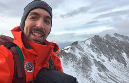 Nepal, ricerche sospese per i cinque alpinisti dispersi: “La neve è troppo compatta”