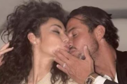 Raffaella Fico: «Sono incinta
ed è tutto molto incredibile...»