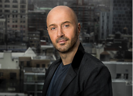 Joe Bastianich debutta a teatro: «E dopo il palcoscenico vado nelle Langhe a mangiare tartufi»