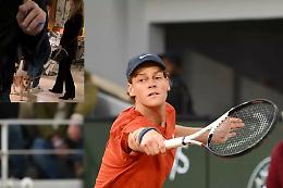 Ecco Snoopy: il grande amore di Sinner e Laila con loro a Torino