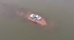 Su Google Maps c’è un’isola dove una Volvo è parcheggiata da 13 anni