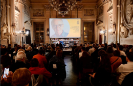 La scrittura come «antidoto all'odio». David Grossman chiude il Festival Radici