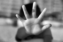 Torino San Paolo: padre arrestato per maltrattamenti dopo aver colpito il figlio di 11 anni