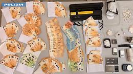 Droga, armi e merce rubata. Blitz della Squadra Mobile alle Torri