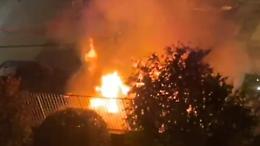 Ennesimo rogo in via Carmagnola: il quartiere Aurora di nuovo svegliato dalle fiamme