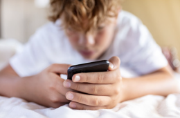 I social sono dannosi? Il Moige ed un gruppo di famiglie lanciano una class action contro le big tech