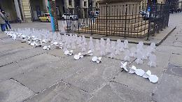 Ambulanti in protesta: "Circondati da abusivi, così chiuderemo"