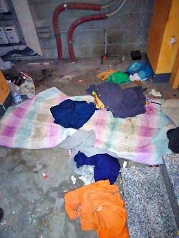 Case popolari di largo Cigna, nuovo intervento nelle cantine occupate dopo le segnalazioni