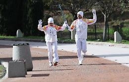 Olimpiadi 2026, accesa la fiamma: Stefania Belmondo prima tedofora