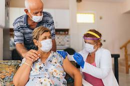 Influenza, costi e prevenzione: in Piemonte si vaccina solo la metà degli over 65
