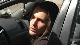 Garlasco, spuntano dopo 18 anni le foto che ritraggono Andrea Sempio sul luogo dell’omicidio