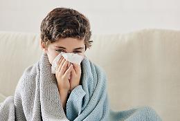 Influenza, la variante K corre veloce: ecco perché i pediatri la temono