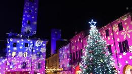 Alba accende le Notti della Natività: tra luci, fiaba e tartufo