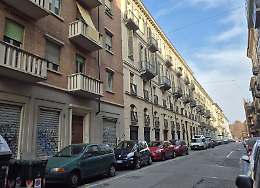 Vanchiglia, urla e botte da orbi: giallo sulla moglie maltrattata