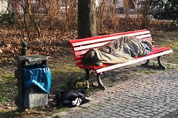 Circoscrizione 2, aumentano le segnalazioni sui clochard