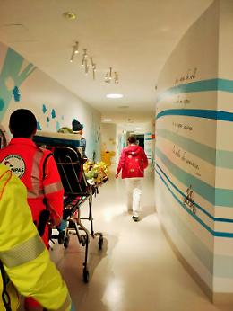 Missione umanitaria nella notte: tre piccoli di Gaza portati a Torino