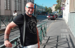 Torino, operaio muore dopo una spinta sulle scale: collega a processo per omicidio preterintenzionale