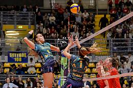 Il Chieri '76 riparte dal terzo posto, nella prima giornata di ritorno c'è Il Bisonte Firenze al PalaFenera