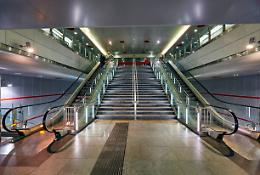 Metropolitana di Torino quasi ferma durante lo sciopero generale Cgil