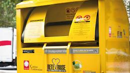 Abiti usati, i cassonetti spariscono a Cigliano e Saluggia: il vuoto che pesa su ambiente e comunit&agrave;