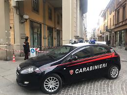 Controlli straordinari dei carabinieri a Tortona, un uomo fermato ubriaco e armato di katana