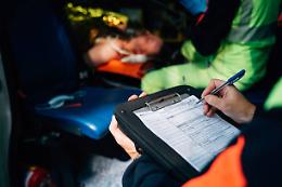 Beinasco, 91enne muore dopo una caduta dal quinto piano