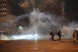 Guerriglia urbana a Vanchiglia, scoppia la violenza pro-Aska