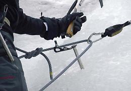 Paura a Campambiardo: scalatore colto da malore in falesia, trasportato in codice rosso 