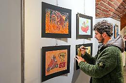Chivasso abbraccia Pecco Bagnaia: la citt&agrave; in mostra con i disegni dei pi&ugrave; giovani