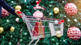 Natale 2025: quali supermercati resteranno aperti e gli orari delle feste
