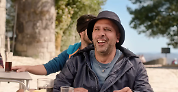 Checco Zalone e la dedica speciale ai torinesi il giorno di Capodanno: ecco cosa accadr&agrave;