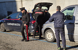 Muore di freddo nell'ex stabilimento di corso Dante: gli amici danno l'allarme