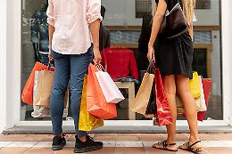 Saldi invernali 2026: tutte le date regione per regione