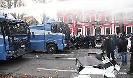 Sgombero di Askatasuna, parte la battaglia legale