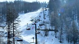 Guasto al Sestriere, decine di sciatori restano "appesi" alle seggiovie