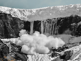 Rischio valanghe a livello 3 sulle montagne torinesi, scende l'allarme nel cuneese. Ma evitate i fuori pista