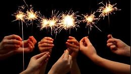 Capodanno e fuochi d&rsquo;artificio, l&rsquo;allarme dei pediatri: &laquo;Attenzione ai bambini&raquo;