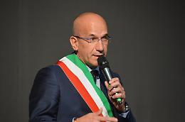 Racconigi, due cittadini fermano uno scippatore: il sindaco li ringrazia pubblicamente