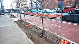 Il cantiere chiude ma gli operai scordano le transenne: &laquo;Sono l&igrave; da pi&ugrave; di un mese&raquo;