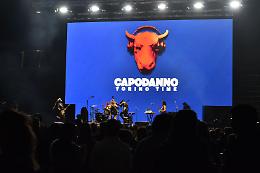 La "festa della musica" all'Inalpi Arena, con Torino Time la citt&agrave; saluta il 2025