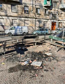 Giardini in rovina: fal&ograve; e risse continui. FdI: "La telecamera a che serve?"