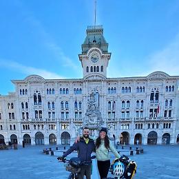 Il giro del mondo di Jessica e Salvatore: 40mila chilometri in bici e l&rsquo;abbraccio dell&rsquo;umanit&agrave;